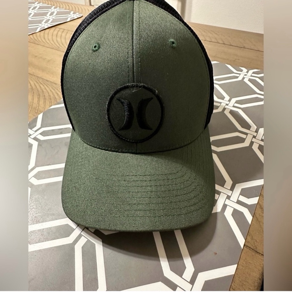 Hurley Olive and Black Logo Cap